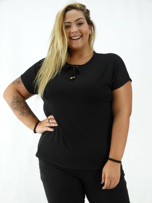 Blusa em Crepe com Elastano Decote V com Tiras Preto Plus Size [2003136]